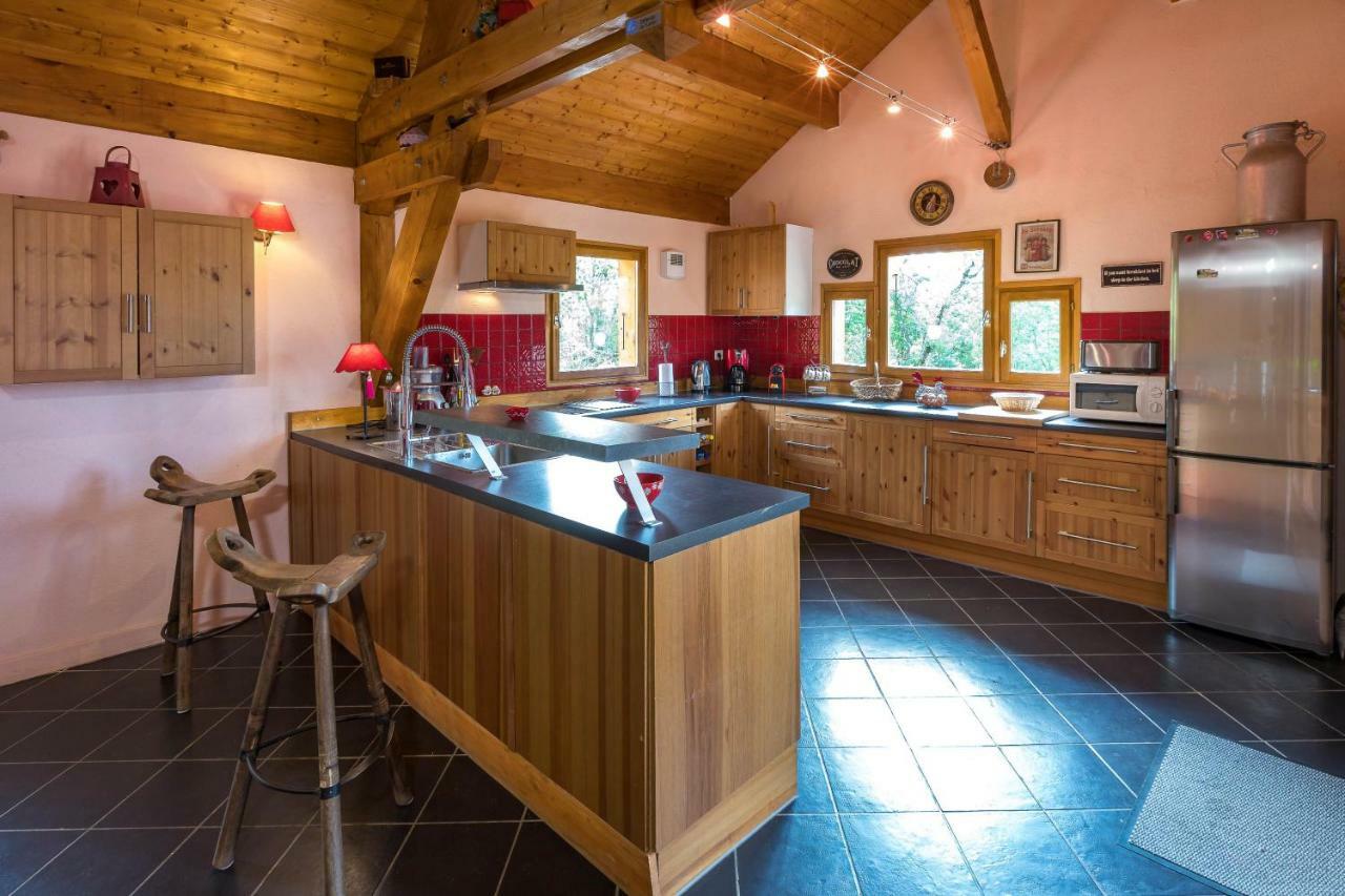 Gite&Spa Le Montagnard Saint-Jean-Saint-Nicolas Bagian luar foto