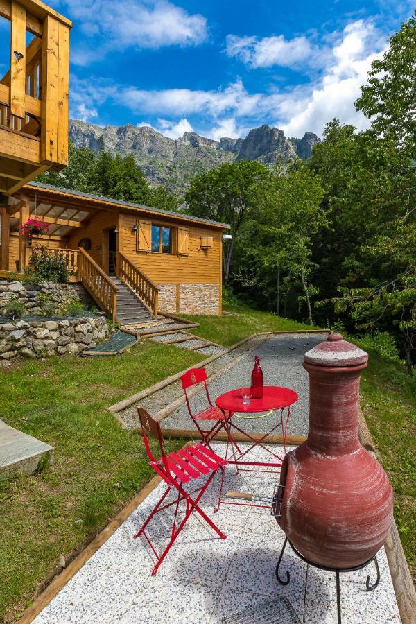 Gite&Spa Le Montagnard Saint-Jean-Saint-Nicolas Bagian luar foto